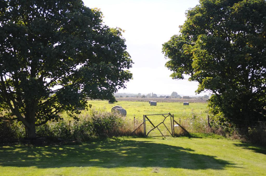 Manor Farm Stay Sutton-on-Sea Exterior photo