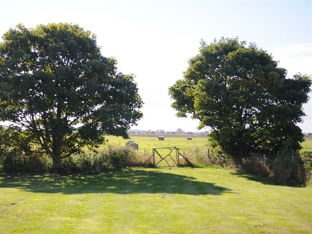 Manor Farm Stay Sutton-on-Sea Exterior photo